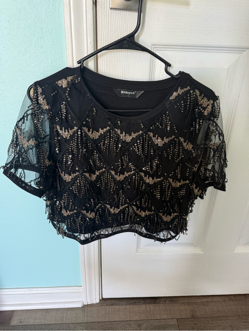 Allegra K L Black Gold Sequin Crop Top